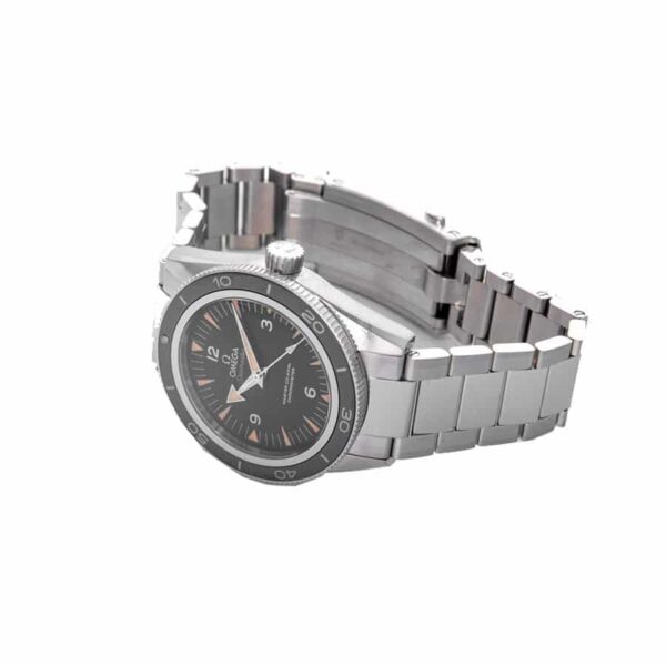 Omega spectre