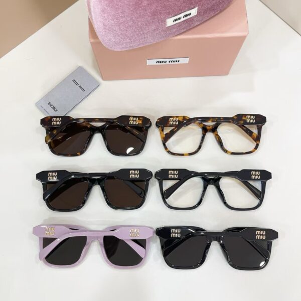 Miu Miu Square Frame Sunglasses – Vintage Chic Collection