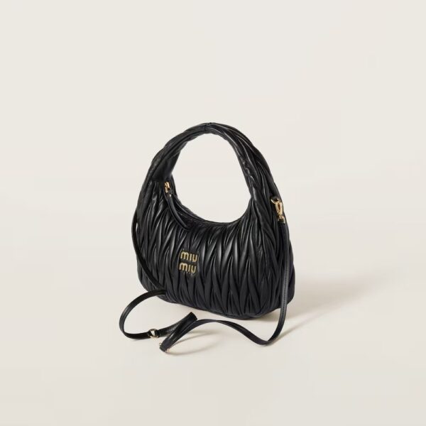 Wander Matelassé Medium Hobo Underarm Bag black