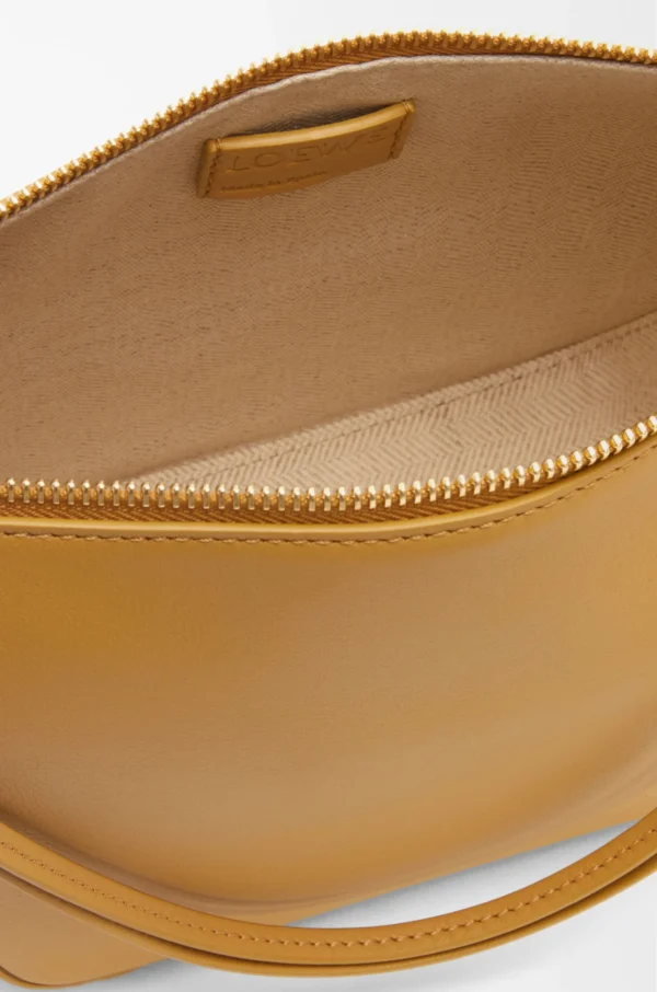 Mini Hammock hobo in classic calfskin Sahara