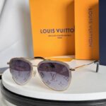 Signature Aviator Sunglasses with Gradient Lens