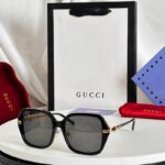 Oversized Square Sunglasses – Retro Luxury Style