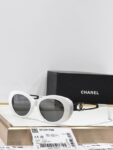 CHANEL Retro Oval Frame Sunglasses