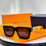 Signature Square Frame Sunglasses with Contrast Temples