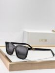 Dior Iconic Oversized Sunglasses – Timeless Luxury & Modern Edge
