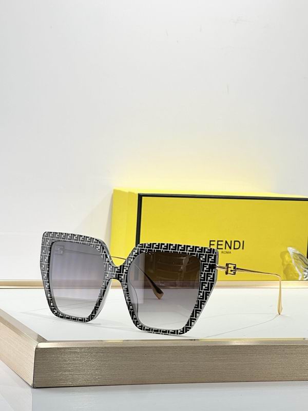 Fendi Oversized Square Frame Sunglasses – Statement Luxury