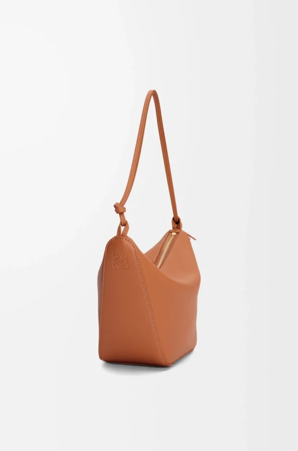 Mini Hammock hobo in classic calfskin Tan