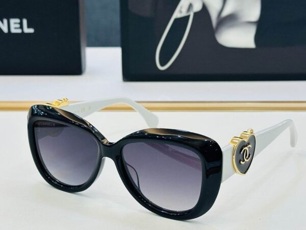 Chanel Luxury Oversized Round Sunglasses – Elegant Designer Style
