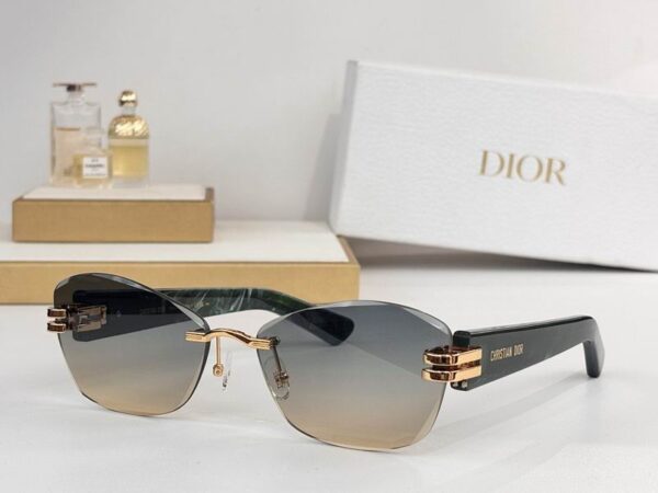 Dior Minimalist Rimless Sunglasses – CD Metal Accent Series