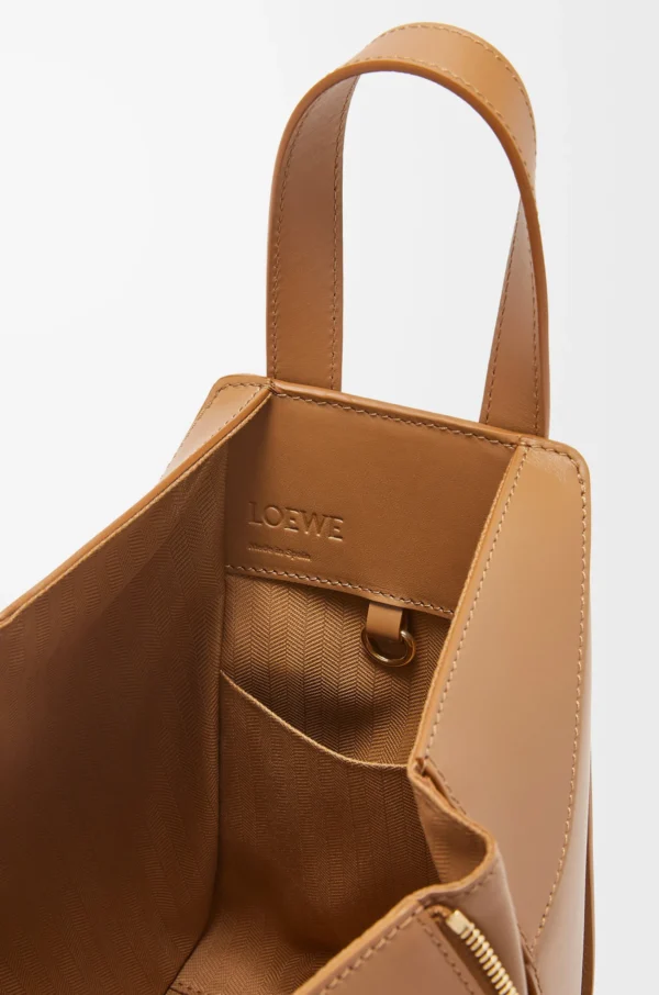 Compact Hammock bag in satin calfskin Oak