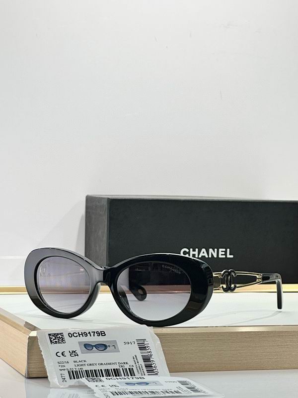 CHANEL Retro Oval Frame Sunglasses