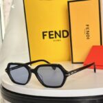 Fendi Statement Geometric Sunglasses