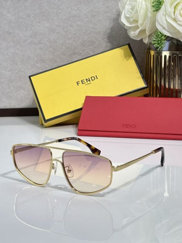 Fendi Aviator Sunglasses for Men & Women – Luxury Metal Frame UV400 Protection Designer Shades