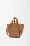 Compact Hammock bag in satin calfskin Oak