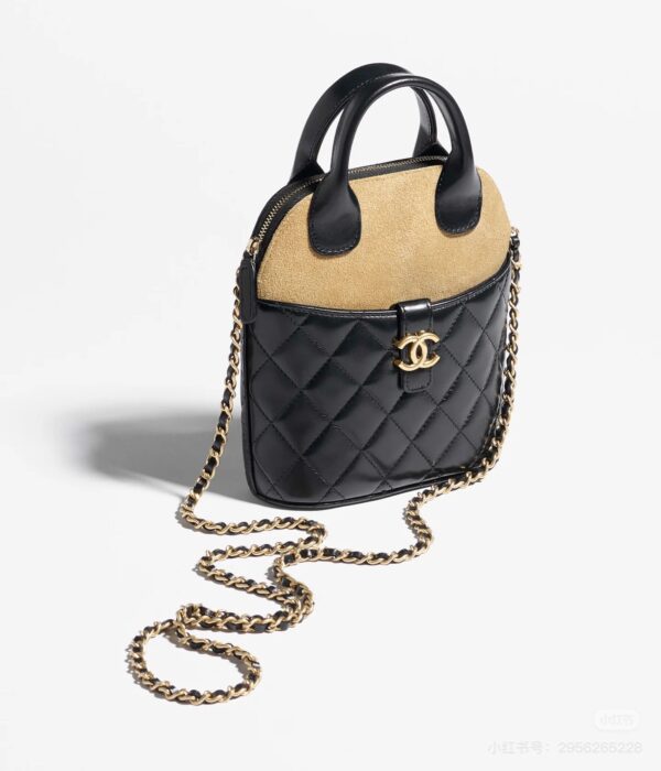 Chanel chain clutch bag