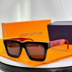 Signature Square Frame Sunglasses with Contrast Temples