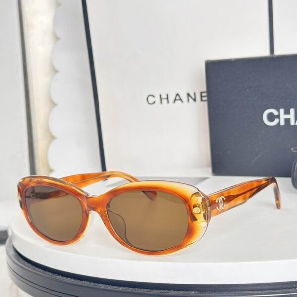 Chanel Retro Oval Frame Sunglasses – Minimal Logo Chic