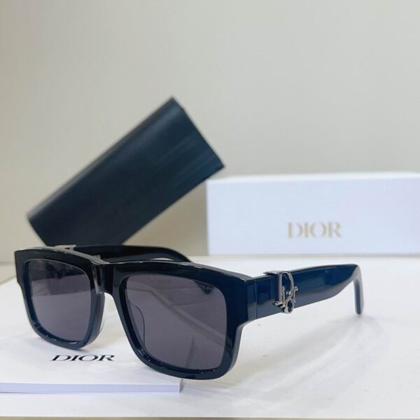 Dior Signature Square Sunglasses | Modern Luxury Edition