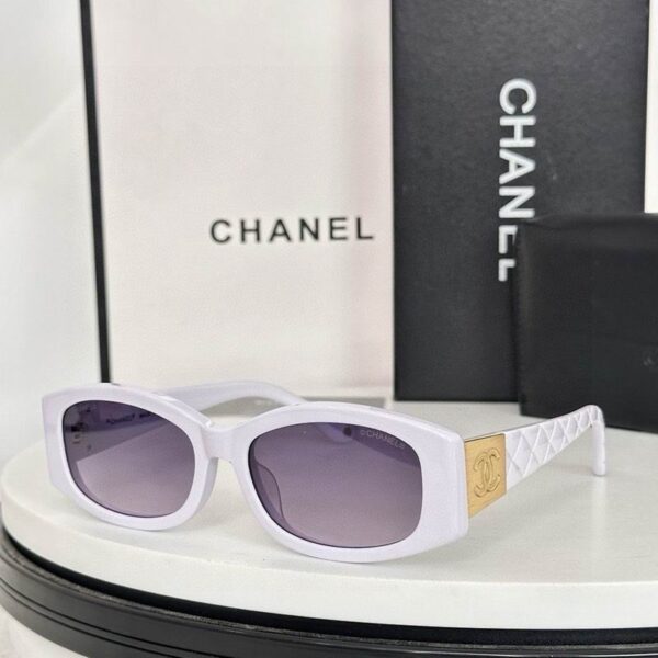 Chanel Vintage Rectangle Sunglasses – Quilted Temple CC Detail