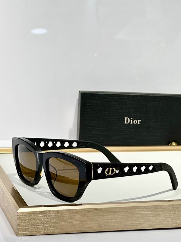 Dior Cannage Cut-Out Square Sunglasses