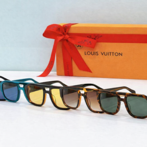 Louis Vuitton Luxury Square Frame Fashion Sunglasse