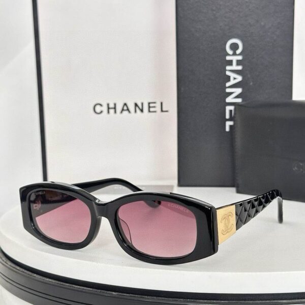 Chanel Vintage Rectangle Sunglasses – Quilted Temple CC Detail