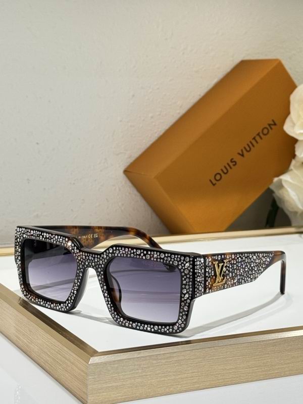 Luxury Oversized Rhinestone Sunglasses – Sparkling Square Frame