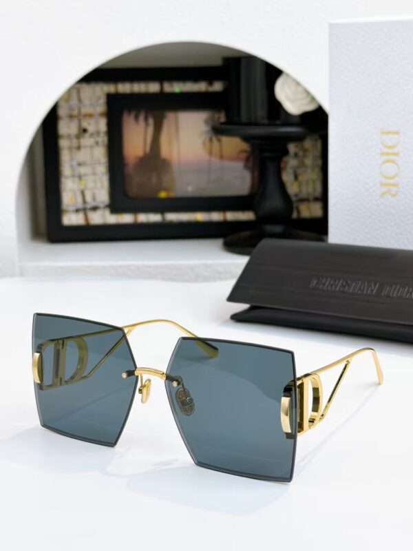 Dior CD Oversized Rimless Square Sunglasses