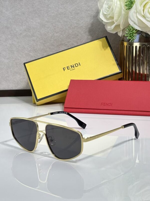 Fendi Aviator Sunglasses for Men & Women – Luxury Metal Frame UV400 Protection Designer Shades