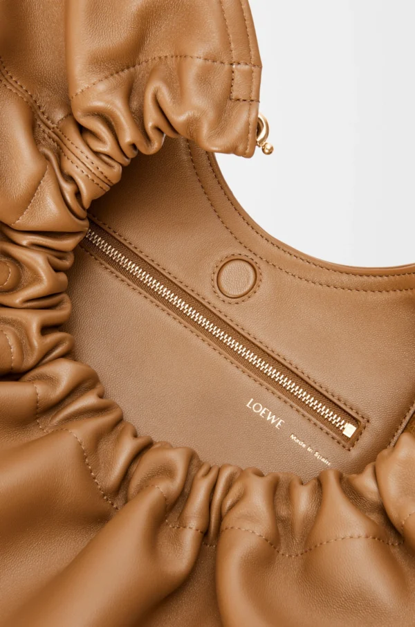 Medium Squeeze bag in mellow nappa lambskin Oak