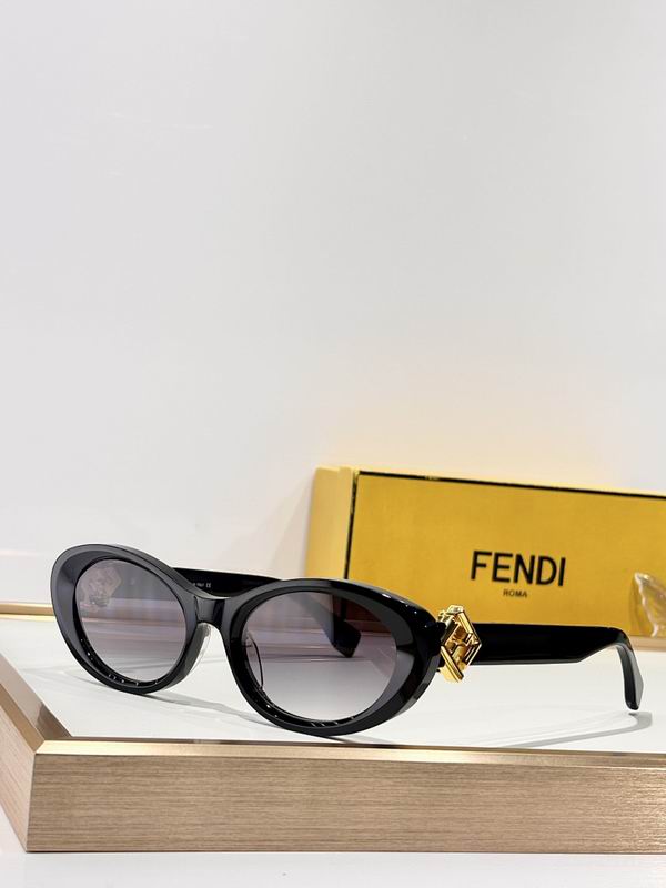 Fendi Retro Oval Sunglasses Fashion Eyewear