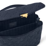 LOUIS VUITTON Pochette Metis letter embossed lock buckle opening and closing leather mailman bag, single shoulder crossbody bag, women's  blue