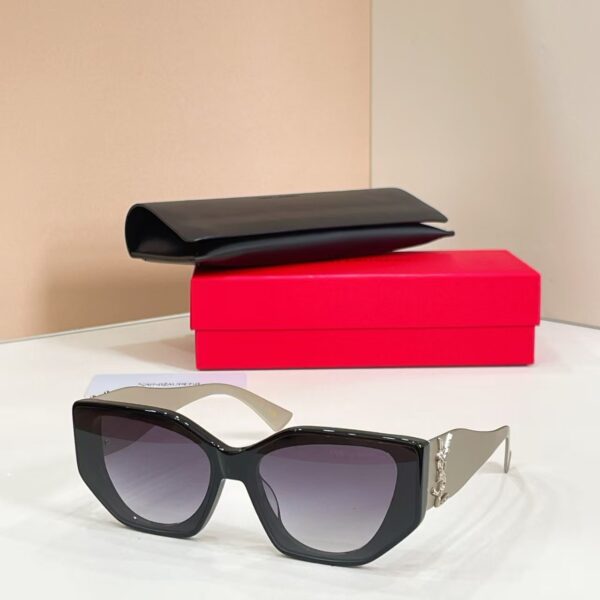Saint Laurent Cat-Eye Vintage Fashion Sunglasses