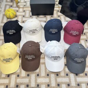 Luxury designer retro letter baseball cap embroidered unisex adjustable dad cap