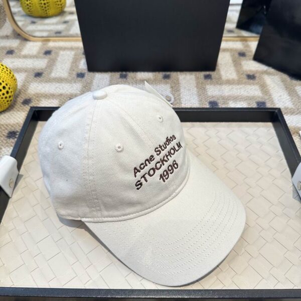 Luxury designer retro letter baseball cap embroidered unisex adjustable dad cap