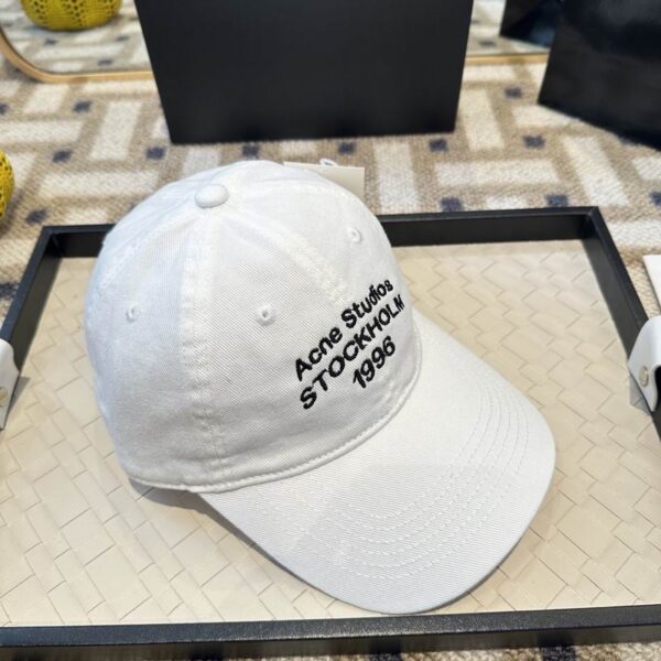 Luxury designer retro letter baseball cap embroidered unisex adjustable dad cap