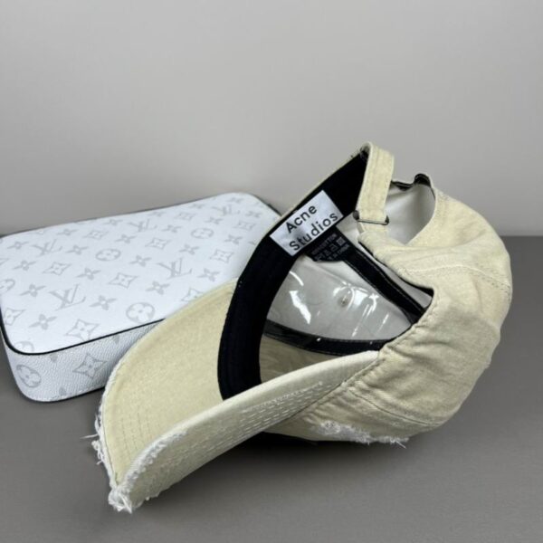 Luxury designer retro washed worn-out smiling baseball cap for both men and women, adjustable street dad hat