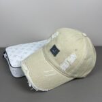 Luxury designer retro washed worn-out smiling baseball cap for both men and women, adjustable street dad hat