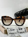 Chanel Heart Emblem Cat-Eye Sunglasses – Luxury Edition