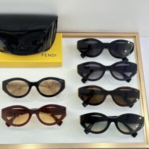 Fendi Oversized Logo Statement Sunglasses