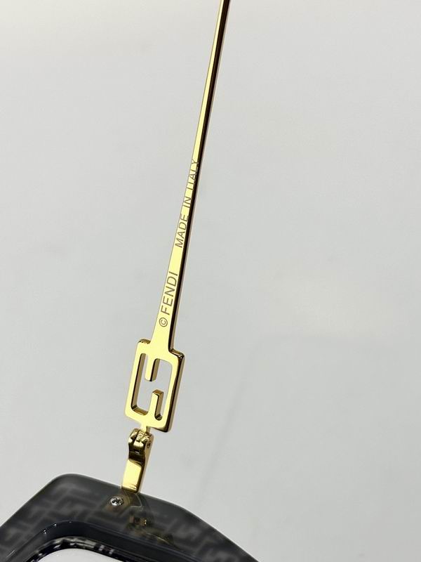 Fendi Oversized Square Frame Sunglasses – Statement Luxury