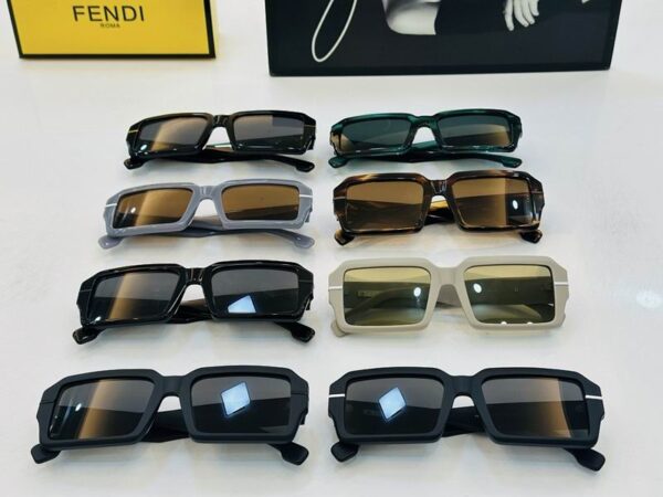 Fendi Bold Square Frame Sunglasses – Statement Logo Designer Shades