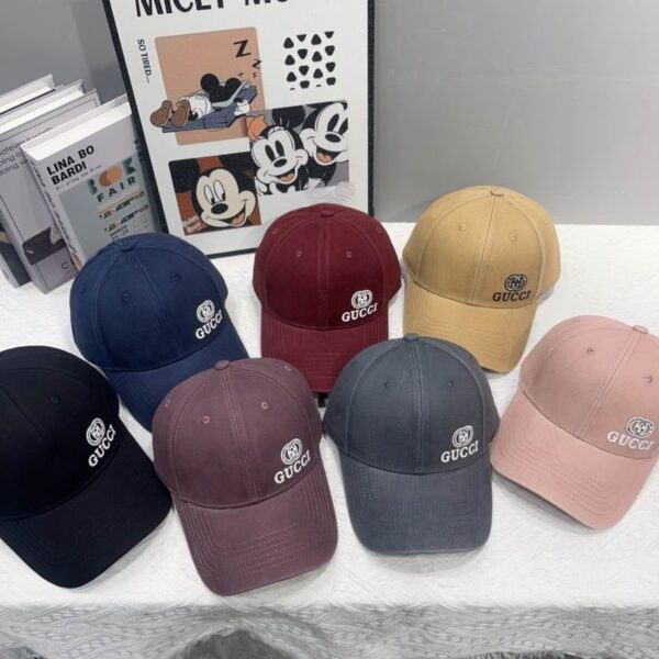 Luxury designer letter baseball cap suitable for both men and women, retro adjustable fashion hat