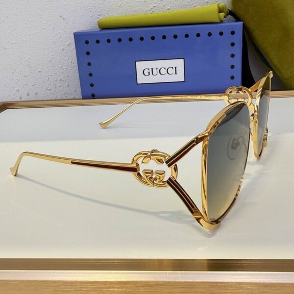 Gucdi Vintage Square Gradient Sunglasses