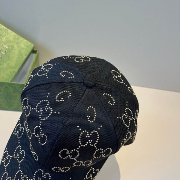 Designer baseball cap with luxurious rhinestone decorative letters for both men and women, adjustable high-end hat