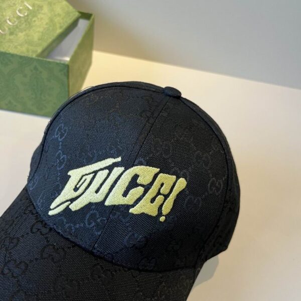 Designer fashion street print logo baseball cap with graffiti decoration unisex letter jacquard adjustable design