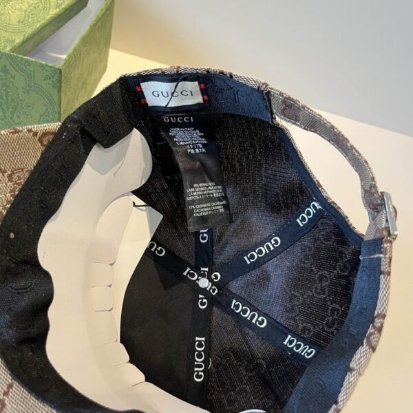 Designer fashion street print logo baseball cap with graffiti decoration unisex letter jacquard adjustable design