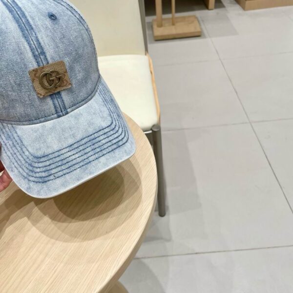 Designer washed denim baseball cap with adjustable soft retro sun hat for men and women