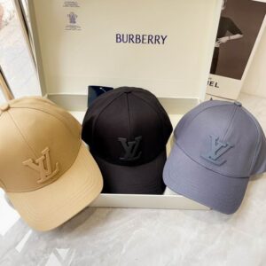 Luxury designer fashionable letter baseball cap with adjustable unisex sports sun protection cap