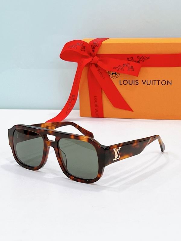 Louis Vuitton Luxury Square Frame Fashion Sunglasse